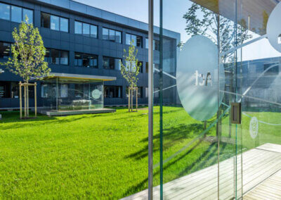 GM PAVILLON360 mit Schiebeverglasung zur besseren Durchlüftung im Sommer